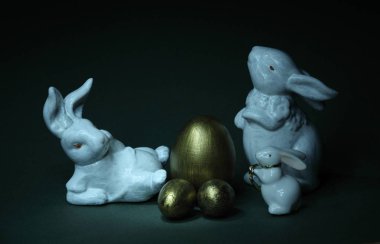  Aile tavşan ve altın yumurta