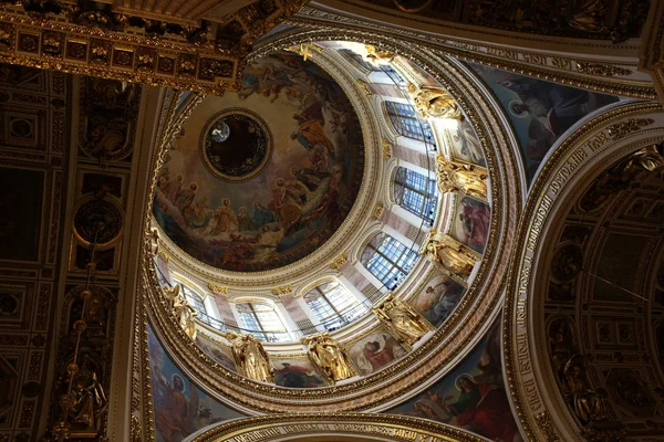 San Petersburgo Rusia Febrero 2015 Cúpula Catedral San Isaac Desde — Foto de Stock