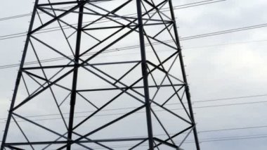 Yüksek gerilim elektrik pilon, panorama aşağı yukarı