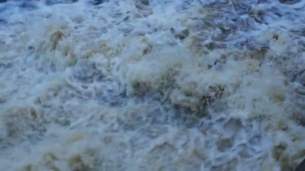 Snelstromend Water Stroom Slow Motion Zicht Van Boven — Stockvideo