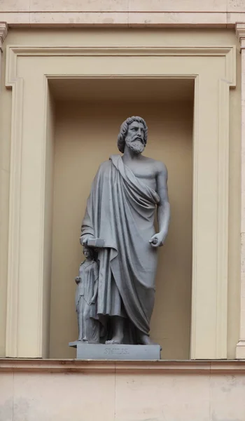 Rzeźba Smilis legendarny grecki rzeźbiarz — Zdjęcie stockowe