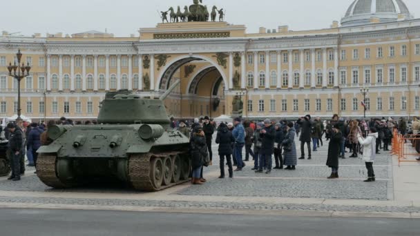 Санкт Петербург Росія Січня 2020 Радянський Танк T34 Палацовій Площі — стокове відео