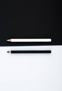 siyah son beyaz göz kalemi kalem