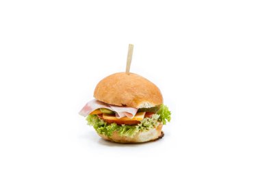beyaz üzerine küçük hamburger kanepeler