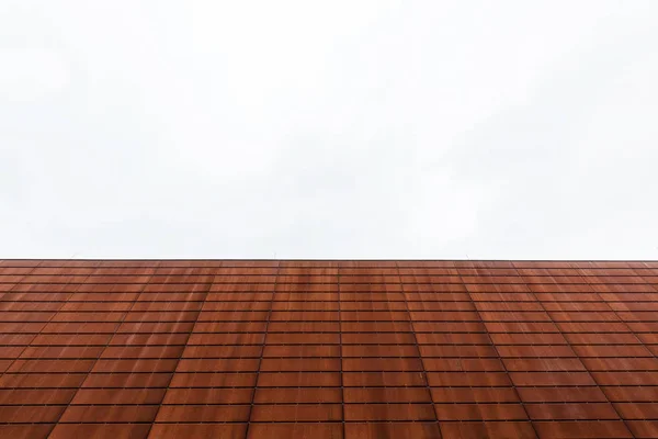 Halb Himmel Halb Mauer Stockfoto