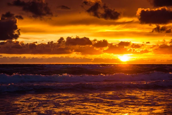 Sonnenuntergang über der Ostsee. Stockfoto