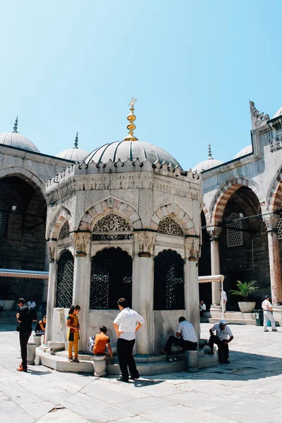 Yeni Cami Istanbul, Türkiye'de ile