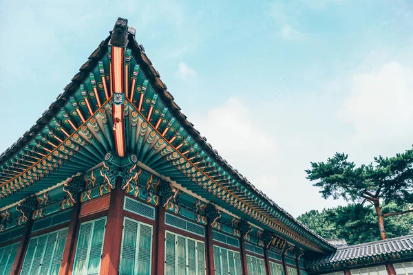 Changdeokgung Pałac, tradycyjnej architektury w Seul, Korea — Zdjęcie stockowe