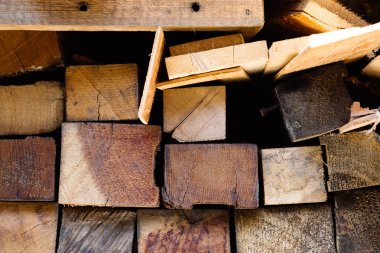 Yığın ahşap arka plan günlüğe kaydeder.