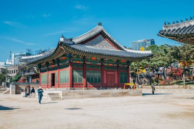 Seoul, Kore geleneksel mimarisinde Deoksugung Sarayı