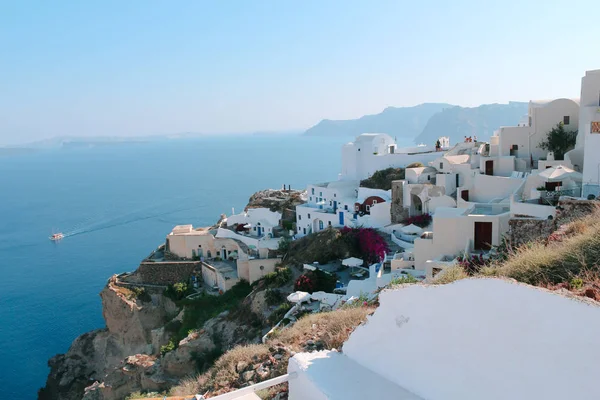 Oia town and sea in Santorini, Greece — Stock Photo, Image