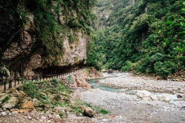 Nehir ve dağ Taroko Milli Parkı, Tayvan