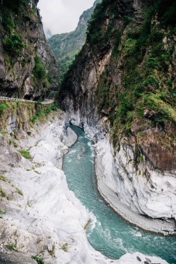 Nehir ve dağ Taroko Milli Parkı, Tayvan