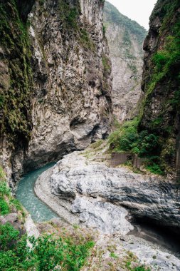 Nehir ve dağ Taroko Milli Parkı, Tayvan