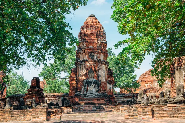 Buddha-Statue in wat maha, Ayutthaya, Thailand — Stockfoto