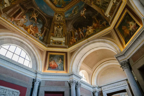 Inside Vatican City — Stock Photo, Image