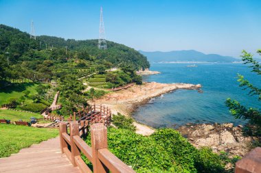 Deniz ve doğa manzara Tongyeong Yi Sunshin Park, Kore