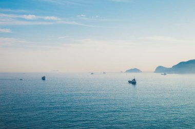Mavi deniz ve gemi Huinnyeoul kültür Köyü, Busan, Korea