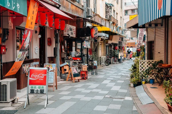 Japonês velho restaurante rua em Fukuoka — Fotografia de Stock