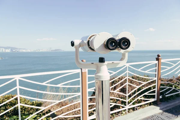Busan, Kore denizde isteyen teleskop, — Stok fotoğraf