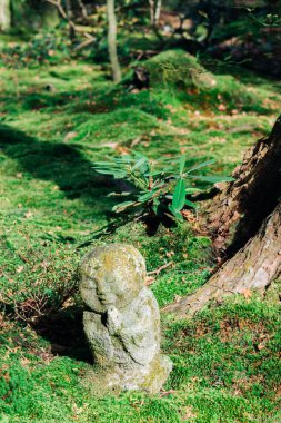 Sanzenin Tapınağı, taş heykel Ohara, Kyoto, Japonya