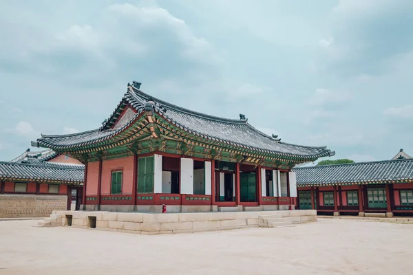 Palác Gyeongbokgung v Soulu, Korea — Stock fotografie
