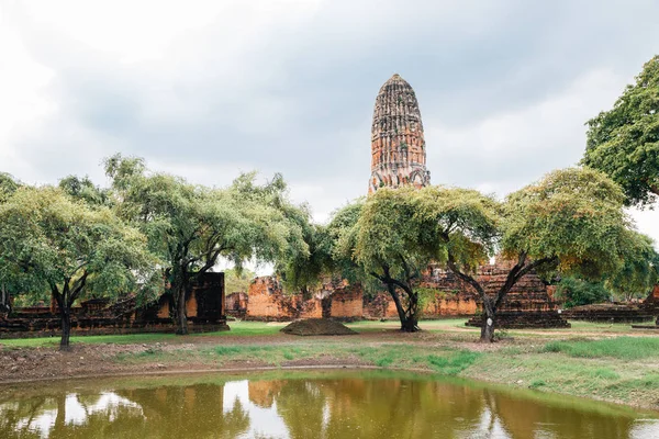 Wat phra ram, antike Ruinen in Ayutthaya, Thailand — Stockfoto