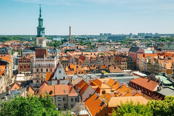 Old town cityscape from Royal Castle Observation Deck in Poznan, Poland — Stock Photo, Image