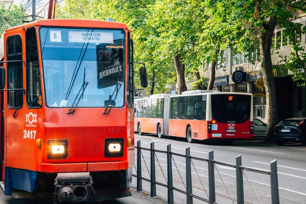 Belgrad, Serbien - 16. Juli 2019: rote alte Straßenbahn — Stockfoto