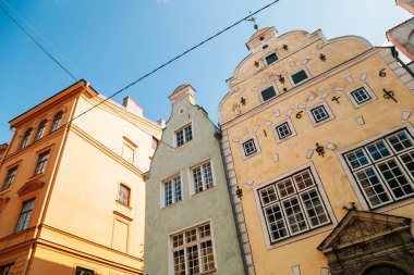 Riga, Letonya 'daki eski kasaba Üç Kardeş binası