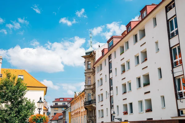Staré město Panská ulice v Bratislavě, Slovensko — Stock fotografie