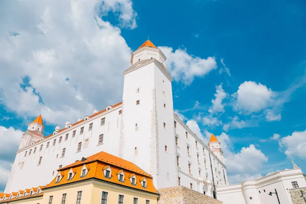 Castelo de Bratislava em Bratislava, Eslováquia — Fotografia de Stock