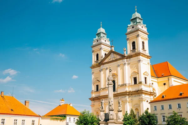 Igreja da Assunção da Virgem Maria em Valtice, República Checa — Fotografia de Stock