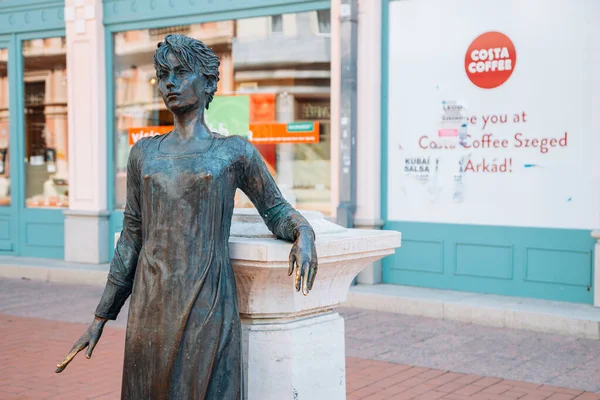 Szeged, Hungary - July 19, 2019 : Karasz street and statue — 스톡 사진