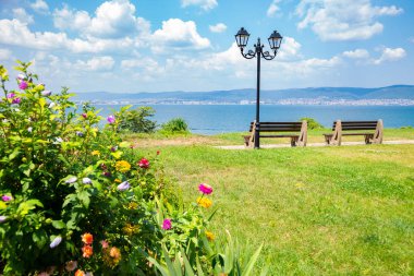 Bulgaristan 'ın Nessebar kentindeki Karadeniz ve sahil parkı