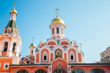 Rusya 'nın başkenti Moskova' da Kızıl Meydan 'da bulunan Kazan Hanımın Katedrali