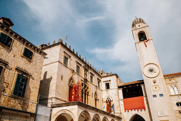 Hırvatistan Dubrovnik Kentindeki Ortaçağ Sponza Sarayı Saat Kulesi — Stok fotoğraf