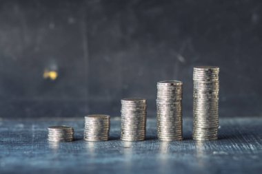 Doğal ışık tahtaya çok kazık sikke