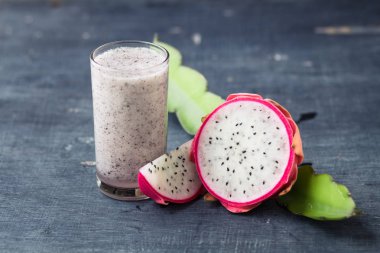 Dragon meyve suyu Blackboard arka plan