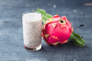 Dragon meyve suyu Blackboard arka plan