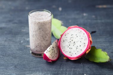 Dragon meyve suyu Blackboard arka plan