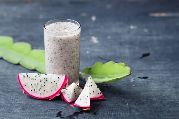 Dragon meyve suyu Blackboard arka plan