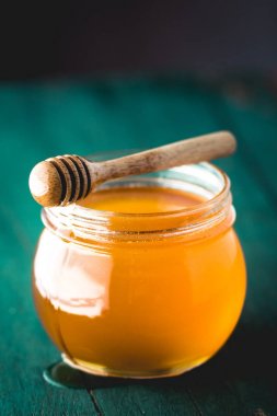 Ağaçlar tutku meyve dikim sulama ve iyi kaliteli toprak eller