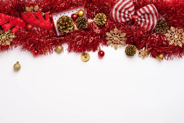 Mutlu Noeller, Kızıl Noel süslemeleri Ve yeni yıl 2020