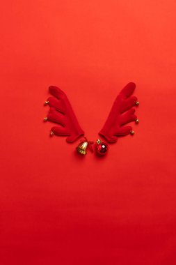 Mutlu Noeller, Kızıl Noel süslemeleri Ve yeni yıl 2020