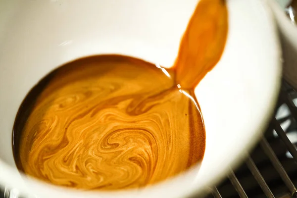 コーヒーとマシンのコーヒー — ストック写真