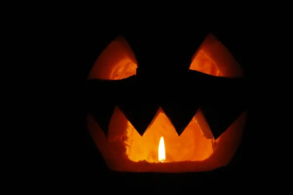 Bared teeth of Halloween pumpkin ghost — Stock Photo, Image