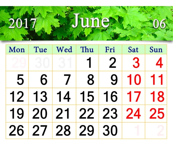 Calendário para junho 2017 com imagem de folhas de bordo — Fotografia de Stock