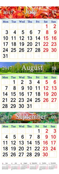 Kalender för juli augusti September 2017 med tre färgade bilder — Stockfoto