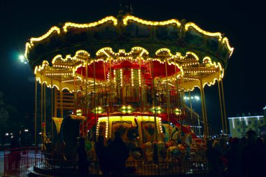 Chernihiv, yılbaşı tatil güzel atlıkarınca